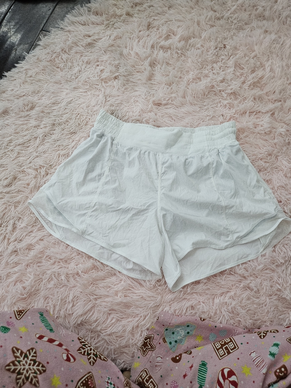 Lululemon Hotty Hot High-Rise Short White